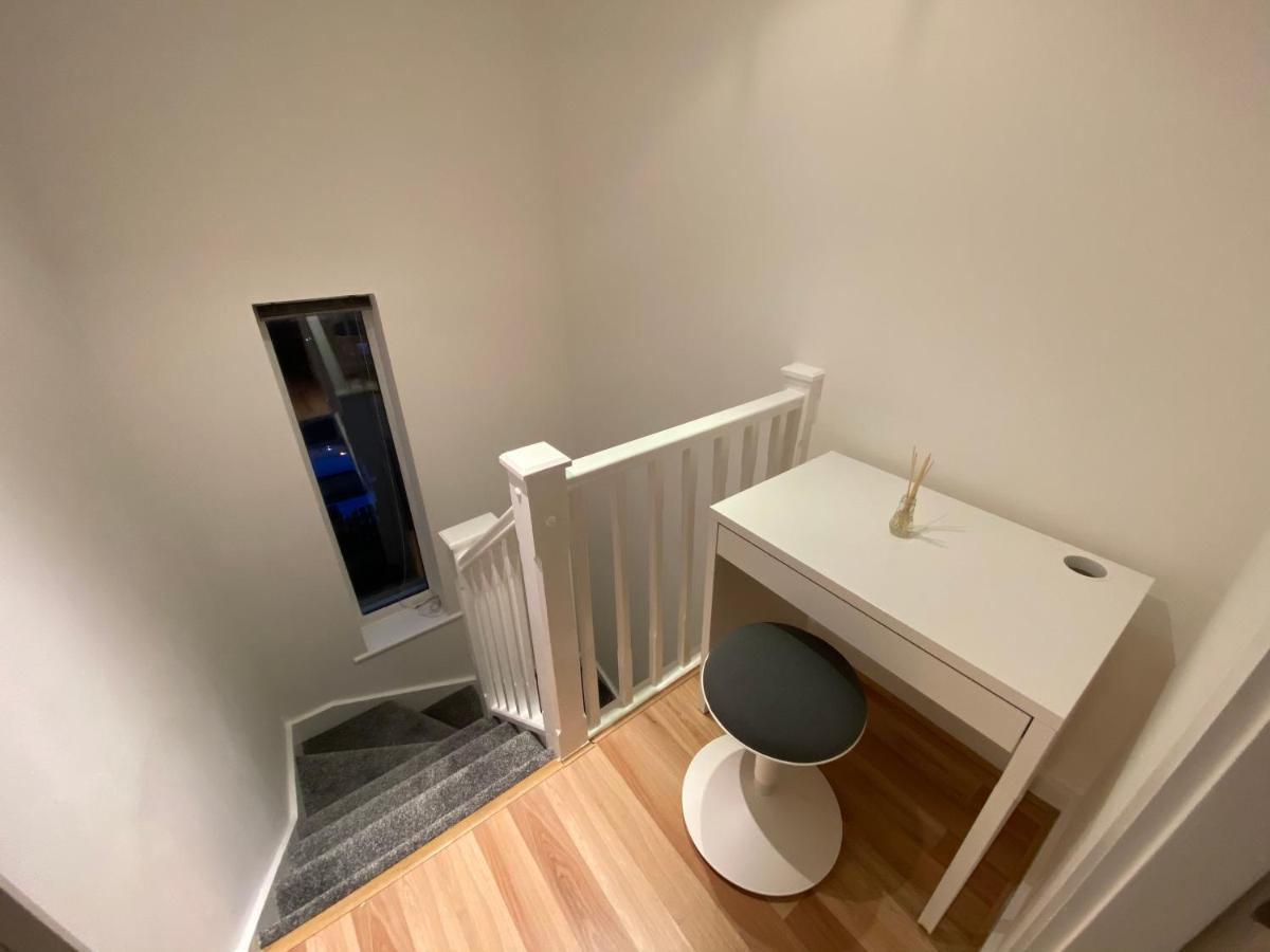 Large 5-Bed City Centre Townhouse With Secure Parking Manchester Buitenkant foto